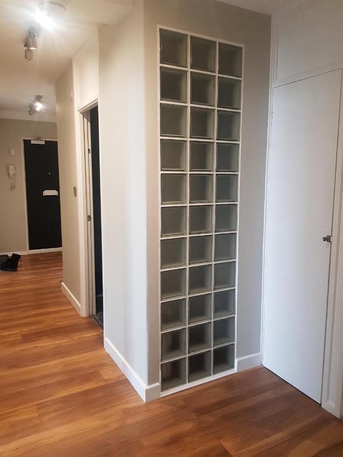 Beautiful 3-Bedroom Flat With Stunning Views Лондон Екстериор снимка