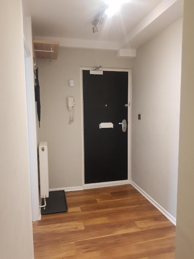Beautiful 3-Bedroom Flat With Stunning Views Лондон Екстериор снимка